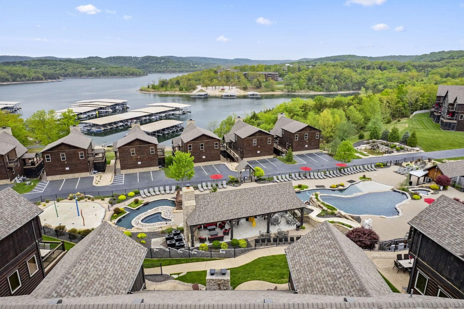 Lakefront resort near Table Rock Lake